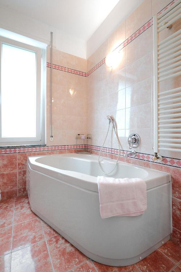 Mico Garden View Citylife Executive Apartment Milánó Kültér fotó